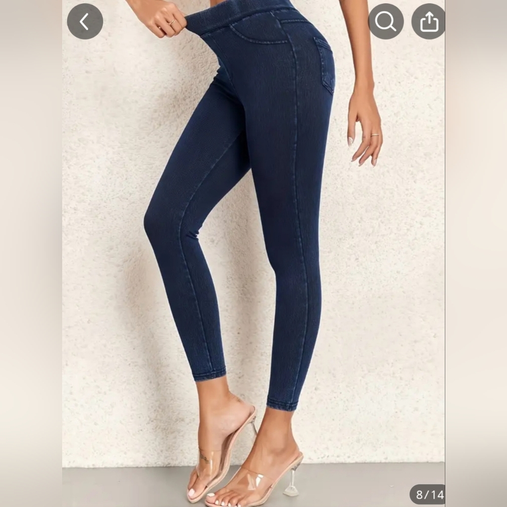 Classic Indigo Skinny Jeans for Women